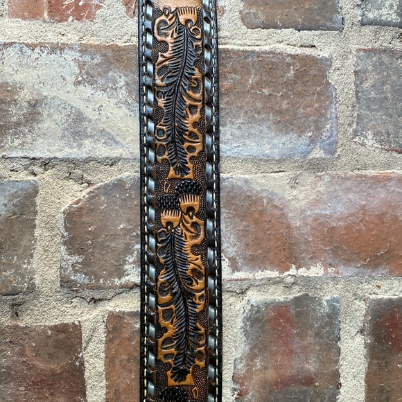 Tooled leather belt with acorns & leaves design and “MIKE” on back - Picture 6 of 12